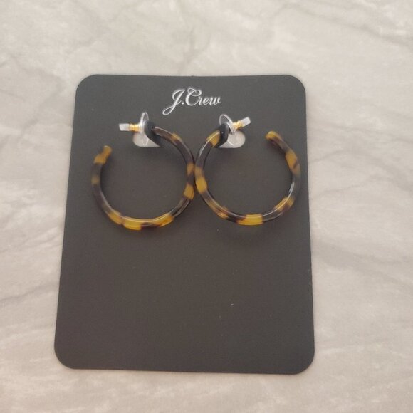 ✨ NEW J.Crew Classic Lucite Tortoise Shell Hoop Earrings ✨ - Picture 1 of 4